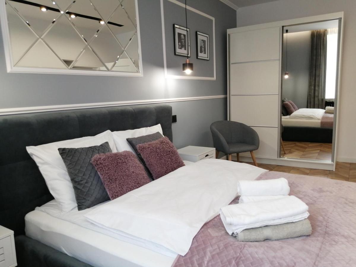 Apartament Lucy - Scisle Centrum Czestochowy Ченстохова Екстер'єр фото