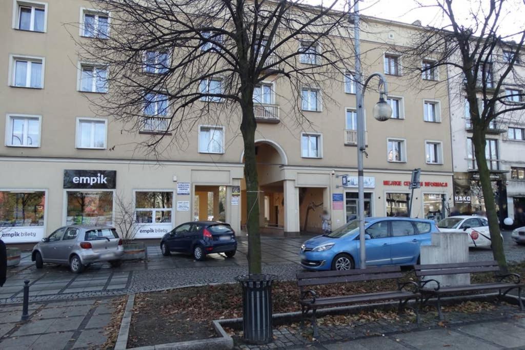 Apartament Lucy - Scisle Centrum Czestochowy Ченстохова Екстер'єр фото
