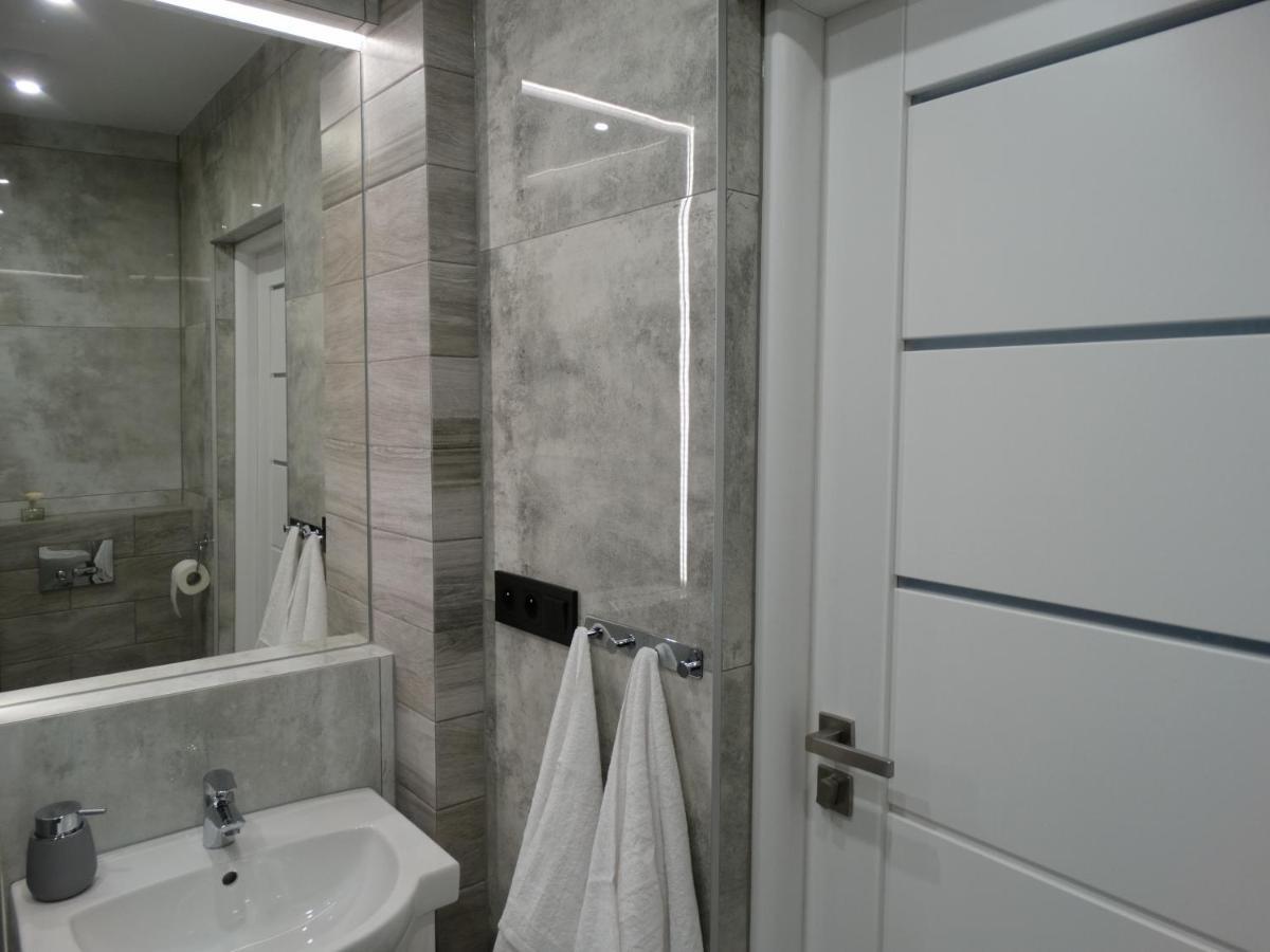 Apartament Lucy - Scisle Centrum Czestochowy Ченстохова Екстер'єр фото